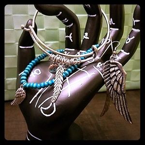 Wing bracelet for Lynda🦅